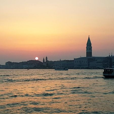 Large Top 3 Rooms Flat Central Rialto Veneza Quarto foto